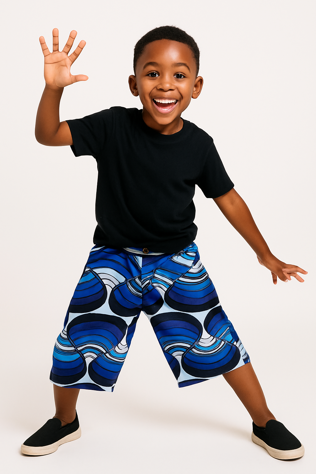 BLUE BAMIDELE 3/4 ANKARA SHORTS OMABSH100